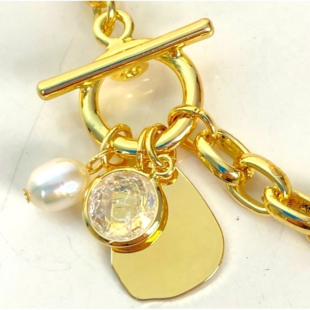 NWT * LOFT Toggle Charm Bracelet in Gold - Picture 9 of 12